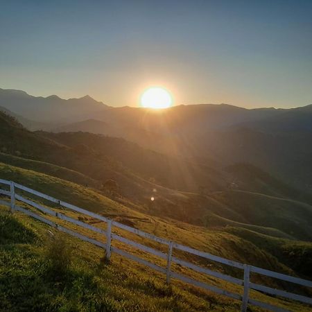 Chales Mirante Pedra Selada Висконди-ди-Мауа Экстерьер фото